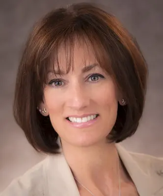 Portrait of Cindy White, REALTOR®