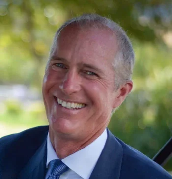Portrait of Steve McHenry, REALTOR®