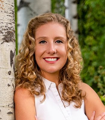 Portrait of Ellie Karr, REALTOR®