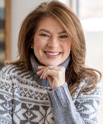 Portrait of Tara Vaught, REALTOR®