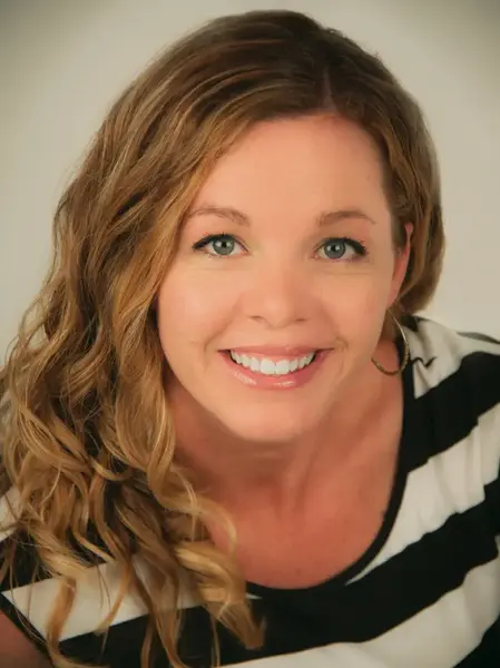 Christine Garrett, Associate Broker