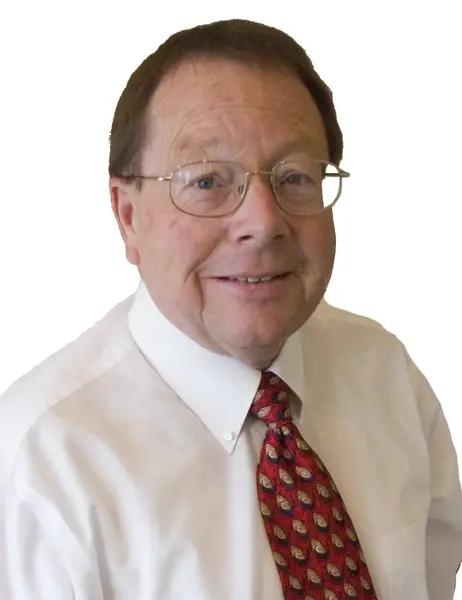 Lamar Bott, Associate Broker