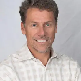 Portrait of Kurt Peterson, REALTOR®