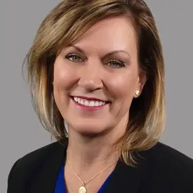 Portrait of Kim Dixon, Associate Broker