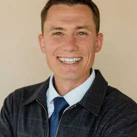 Portrait of Jacob Howell, Associate Broker