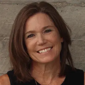 Portrait of Julie Miller, REALTOR®