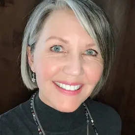 Portrait of Sheri Hamilton, REALTOR®