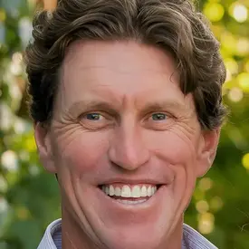 Portrait of Travis Pearce, REALTOR®