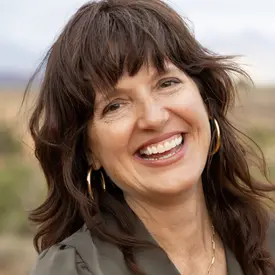 Portrait of Angela Houghton, REALTOR®