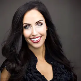 Portrait of Rachel Mero, REALTOR®