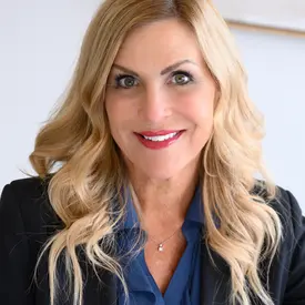 Portrait of Ronda Eiting, REALTOR®