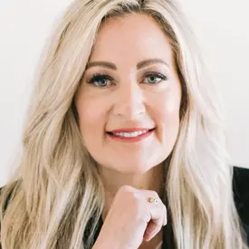 Portrait of Gina Luke, Associate Broker