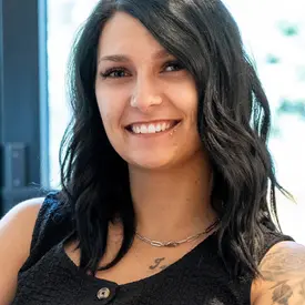 Portrait of Shelby Utley, Real Estate Specialist
