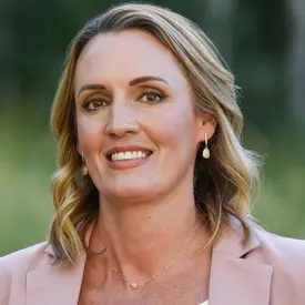 Portrait of Diana Fulcher, REALTOR®